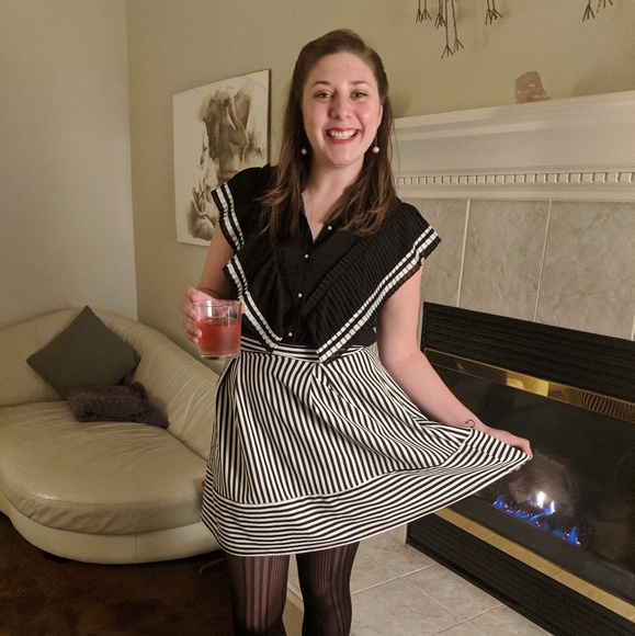 Meet your Posher, Sophie - Picture 1 of 1